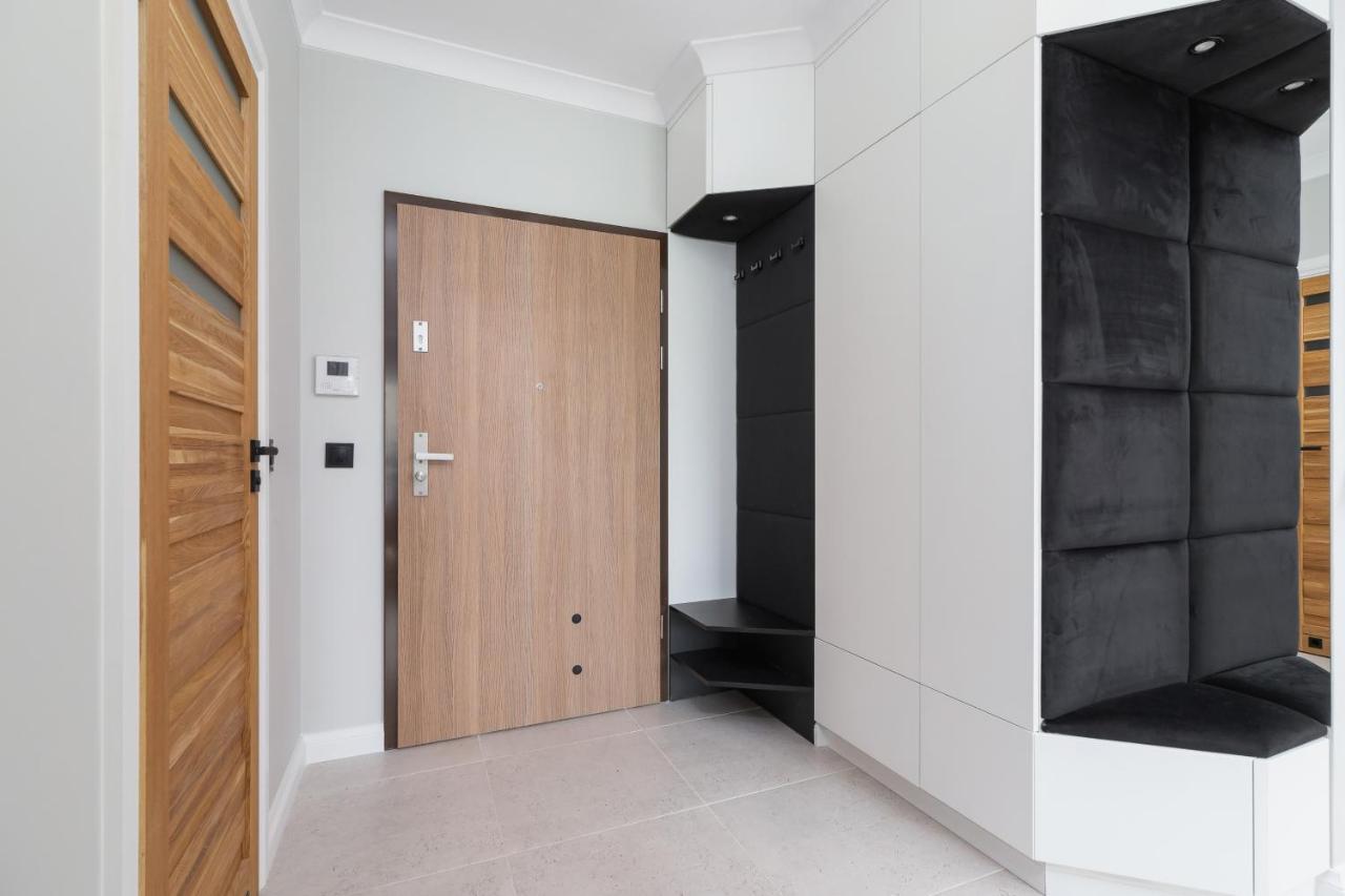 Lema Apartment Near Tauron Arena By Renters Prestige Краков Экстерьер фото