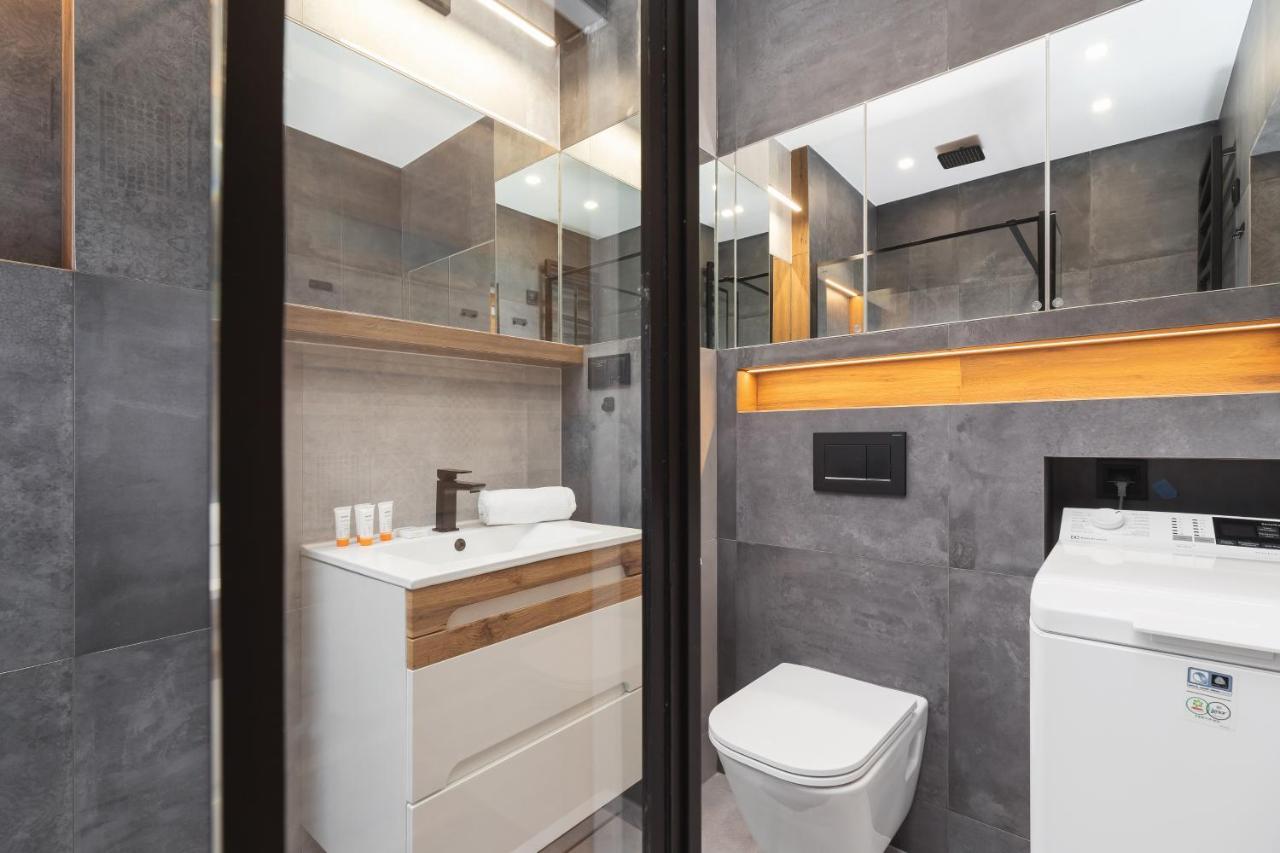 Lema Apartment Near Tauron Arena By Renters Prestige Краков Экстерьер фото
